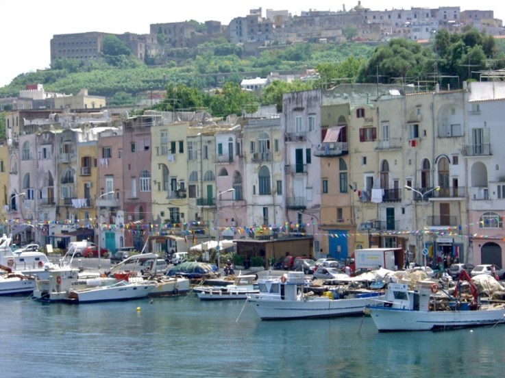 01784D94 132B 4345 A124 965898794D21 1 201 a